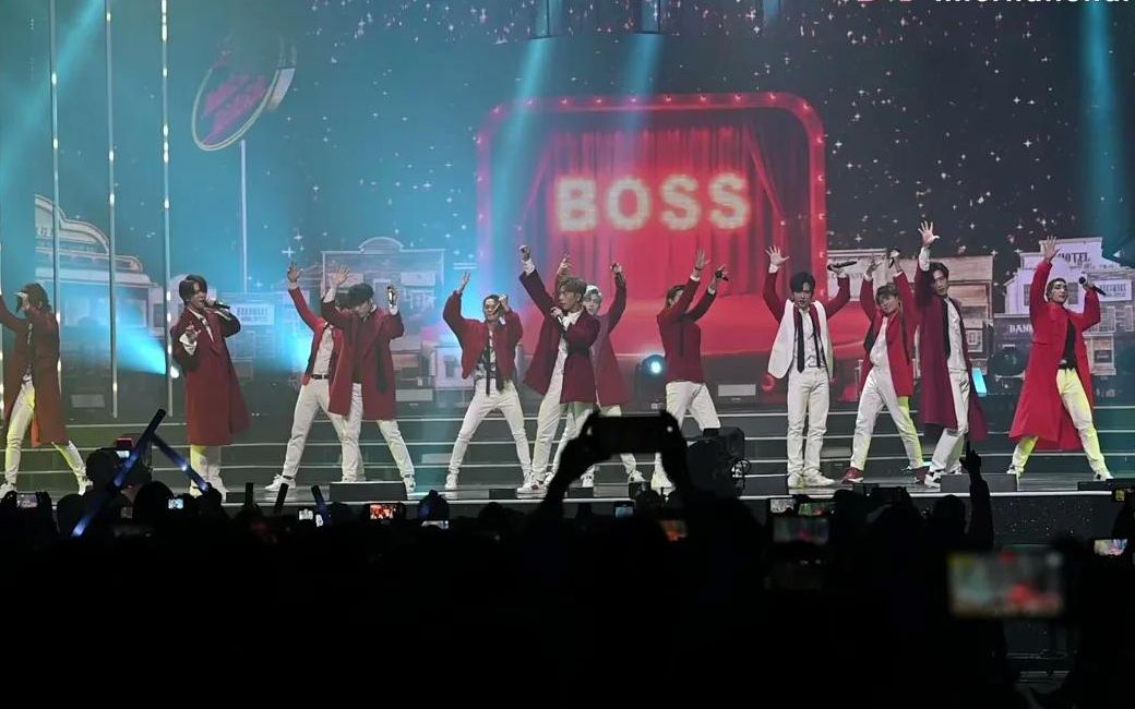 [图]【4K】2021/12/25 MIRROR - BOSS｜全民造星IV總決賽 fancam