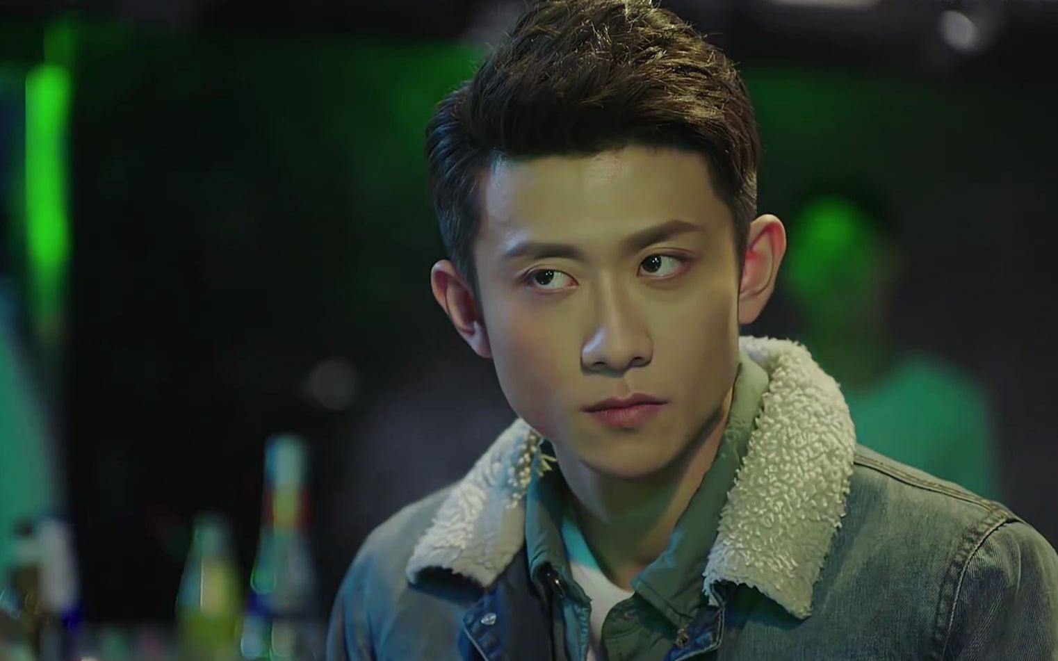 王亚东的《绝不会放过》,配上张一山的《杀寇决》,简直要哭的节奏啊