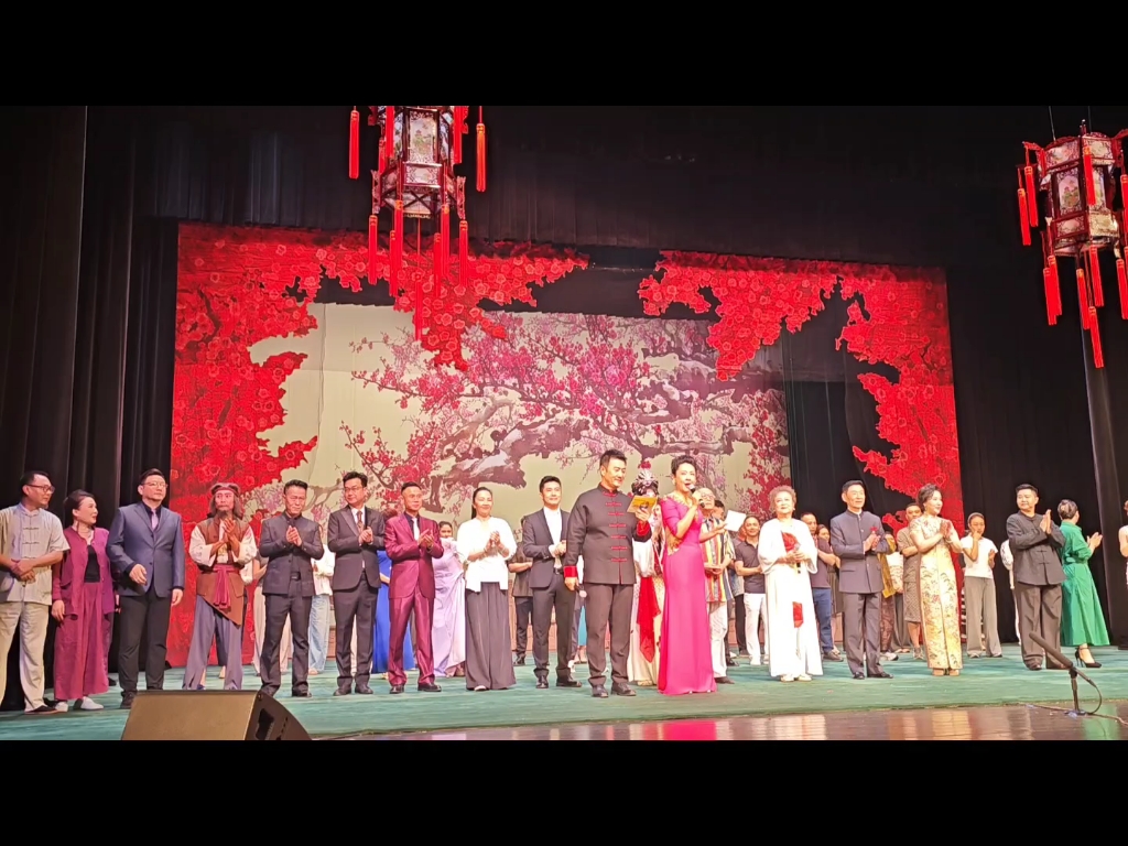 天津京剧院建院七十周年庆祝纪念主体晚会演出谢幕  20268.28滨湖剧院#京剧