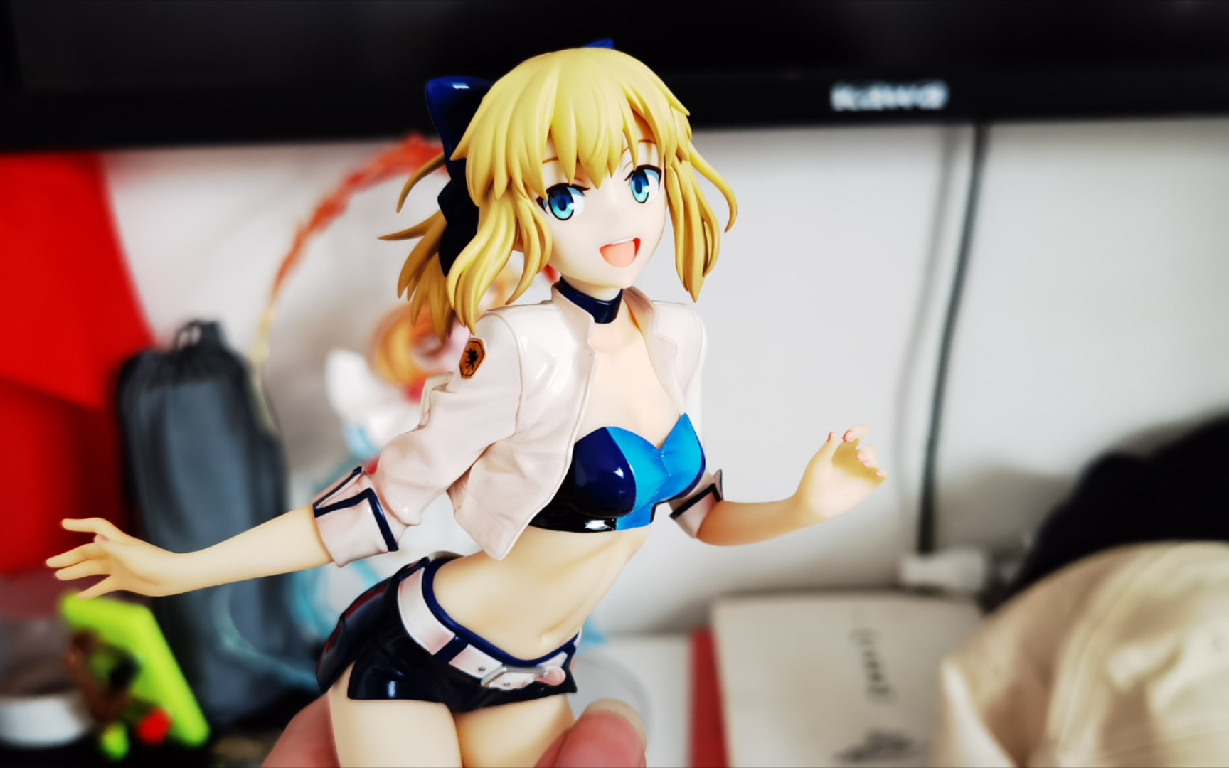 【手办】【拆箱【saber】阿尔托莉雅赛车女郎中午到了,凑齐了!