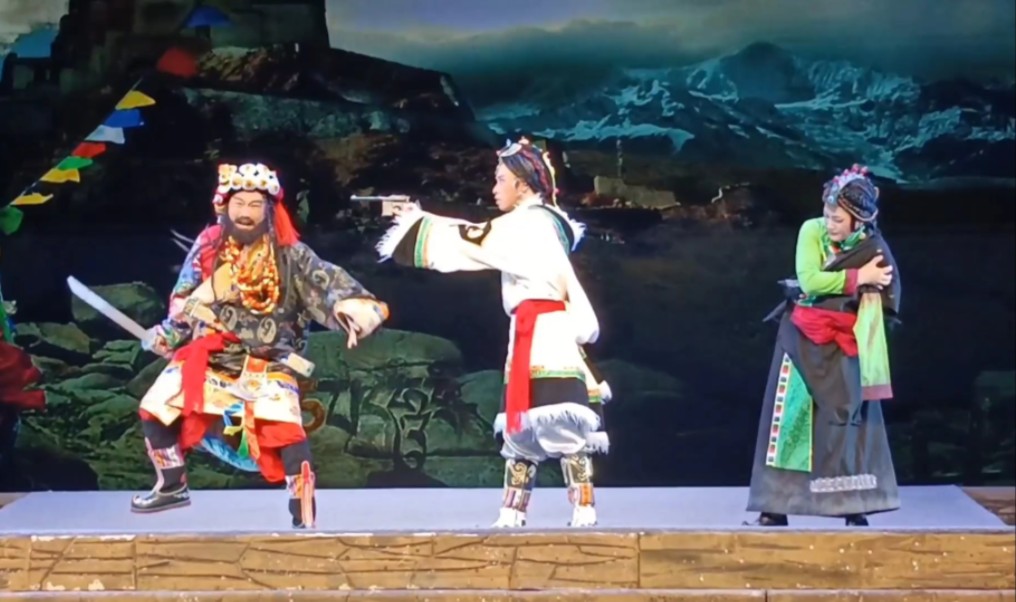 川剧高腔大幕戏《尘埃落定》2024版上集领衔主演:薛川,王玉梅;主演:康