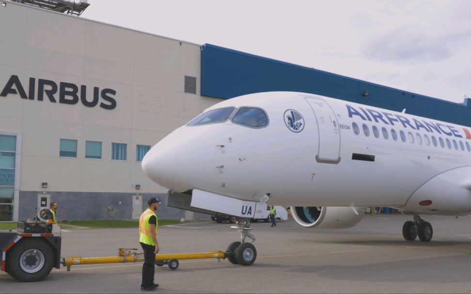 【航空】法航a220客机涂装作业_哔哩哔哩_bilibili