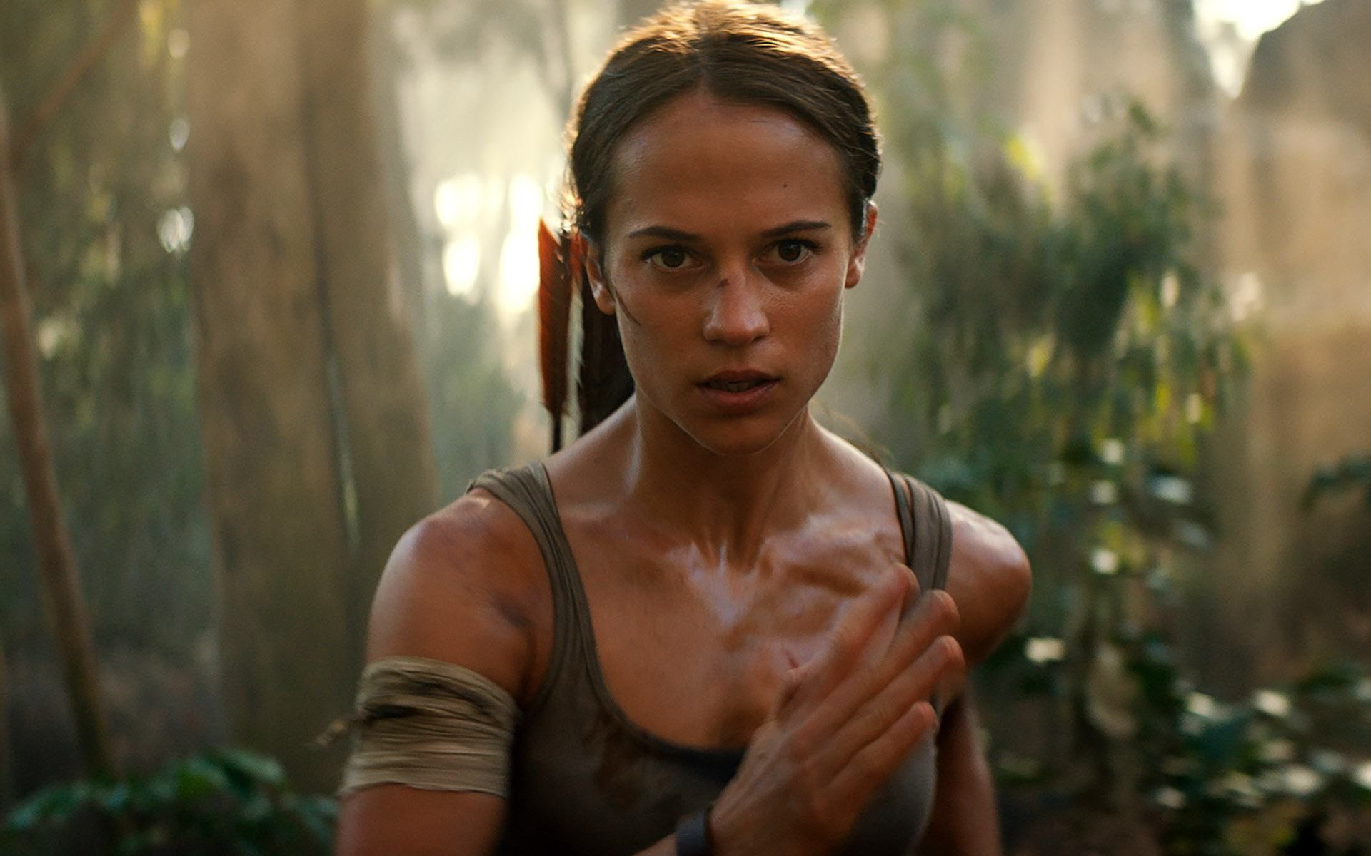 六分钟看完《古墓丽影:源起之战》:劳拉深入千年古墓寻找父亲