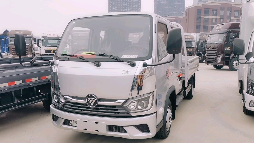 奥铃m卡双排板车