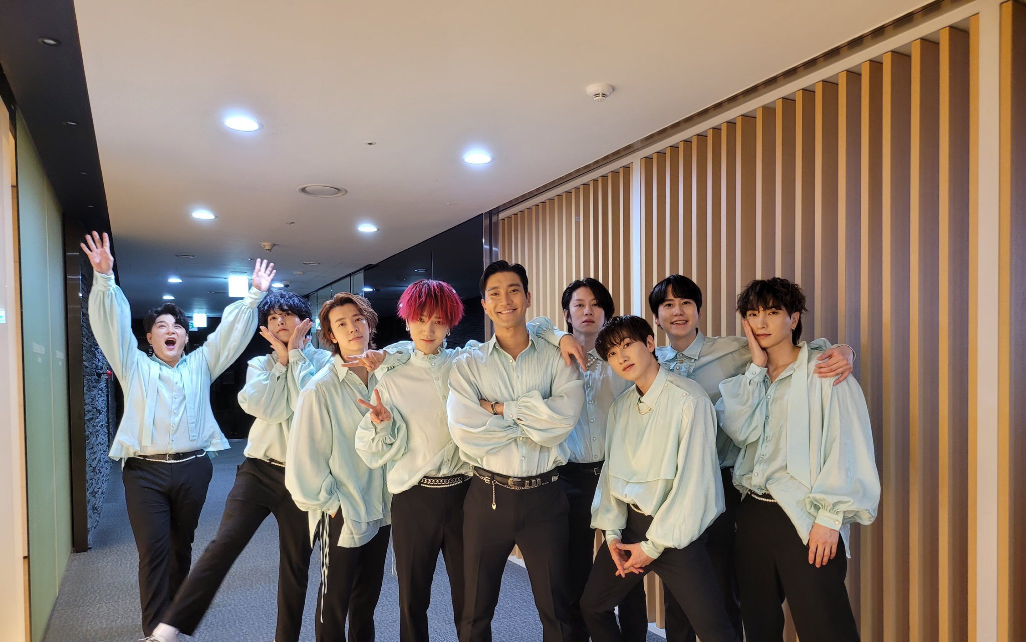 superjunior十辑拆专地砖集齐随时烧起来