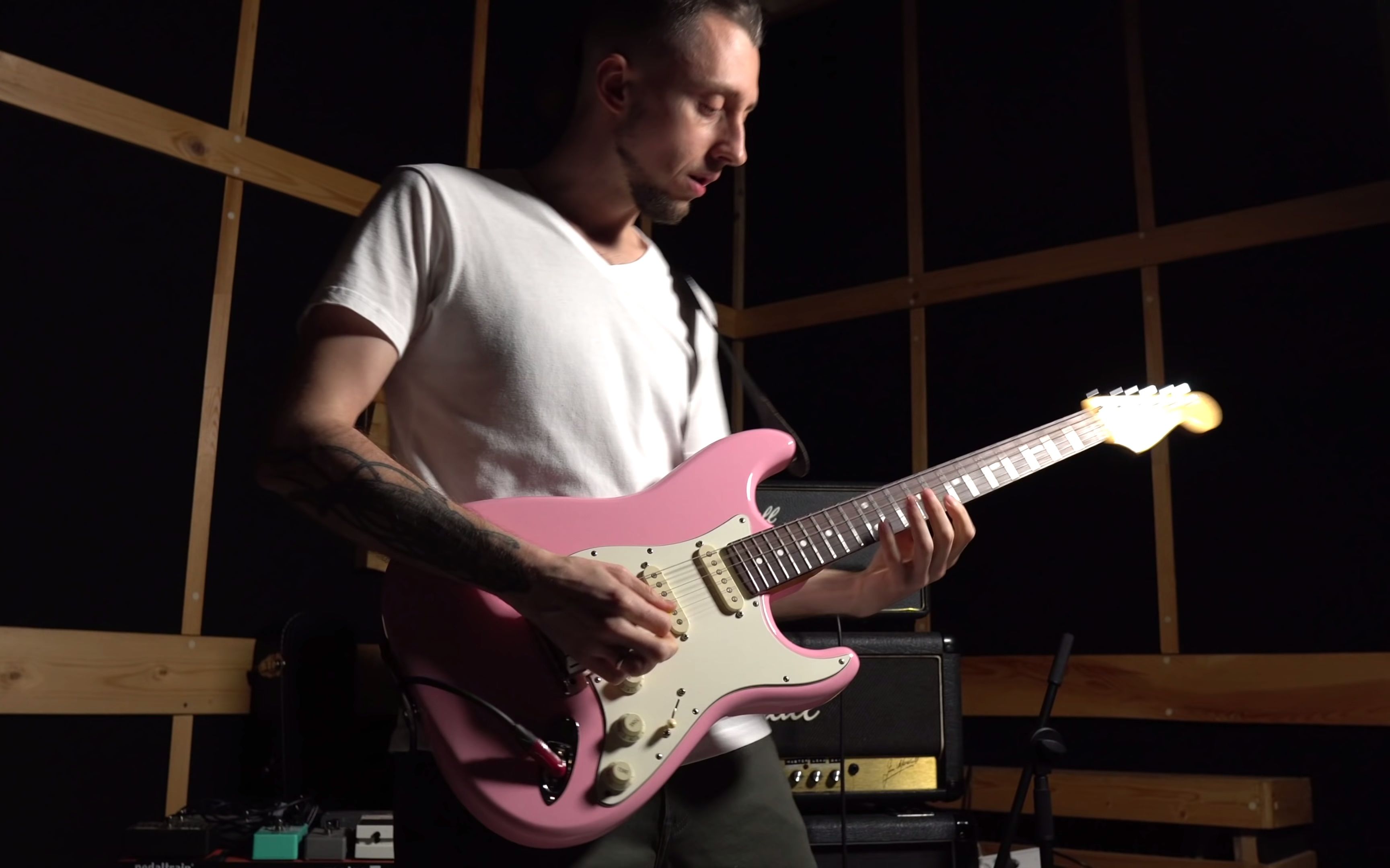 俄罗斯新派前卫吉他手sergey golovin新单 - winter sun