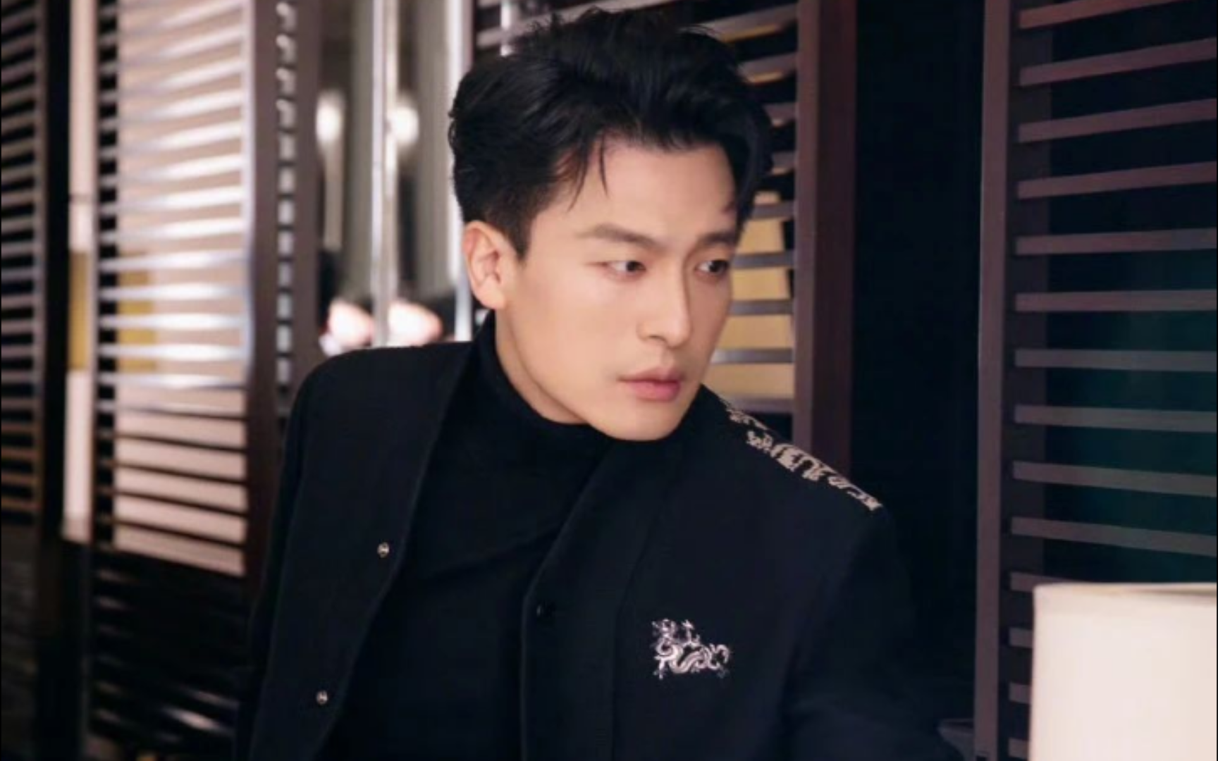 孙艺洲邓家佳新剧演了一对情侣,然后今天买了个大外甥和小姨妈的热搜