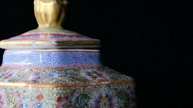 【齋】唐物 古陶磁器 明時代 五彩磁器 纏枝花卉紋龍鳳葫蘆綬帶瓶 大明宣德年製 置物擺件 蔵出 古董品 中国古美術 天下 名品 中國 瓷器\" : 네이버 블로그