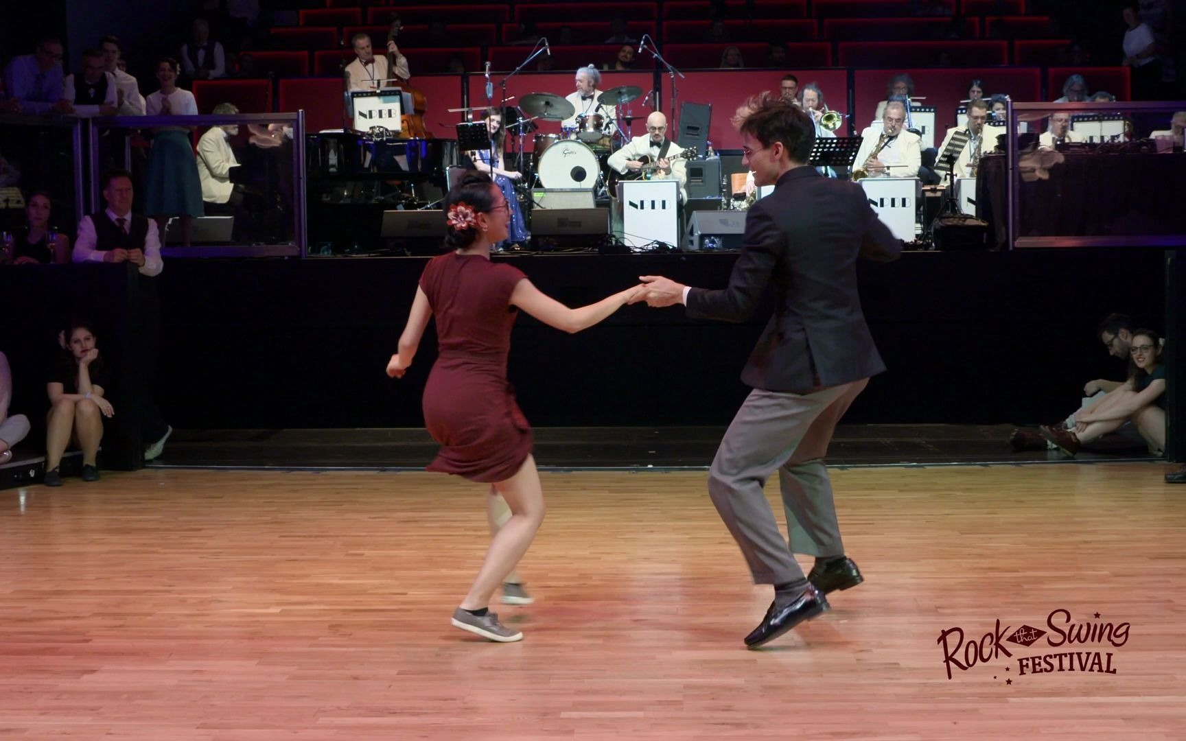 [图]RTSF 2020 Rock That Swing Ball (Saturday) Lindy Hop Improvisation Samantha&Blake