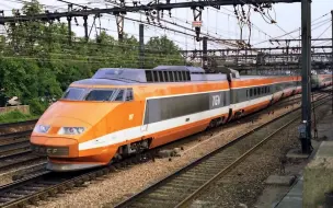 Télécharger la video: 【SNCF历史】TGV-PSE在1981年创造的380km/h世界纪录