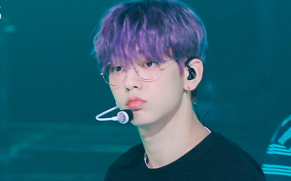 【崔秀彬】完美处理舞台事故的眼镜帅哥 drama横版 竖版直拍 人歌