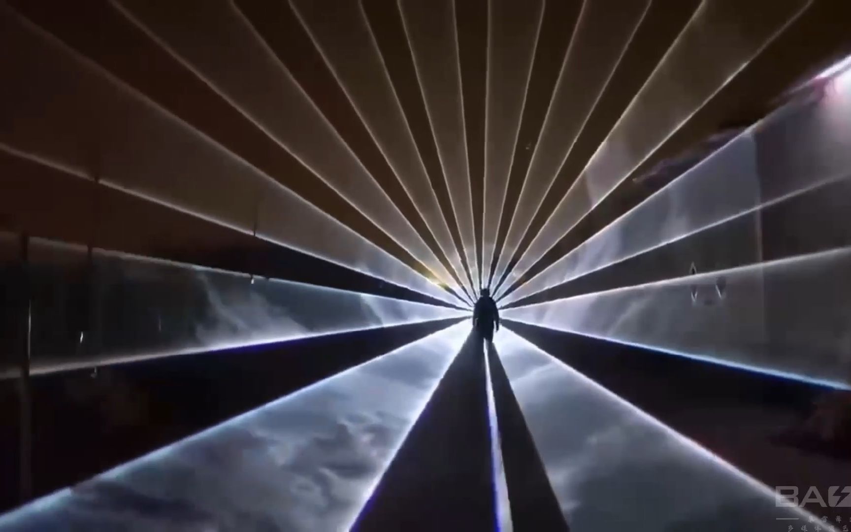 户外大型北极光时空隧道激光秀亮相景区