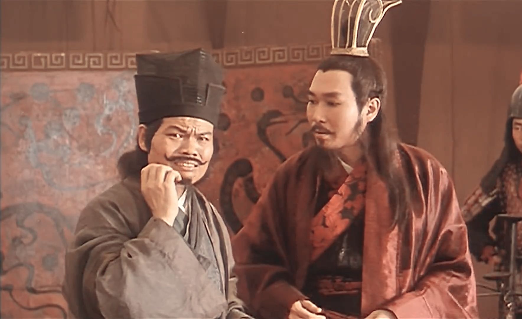 超时空要爱,穿越过来的刘备忙着聊天,这可急坏了许靖