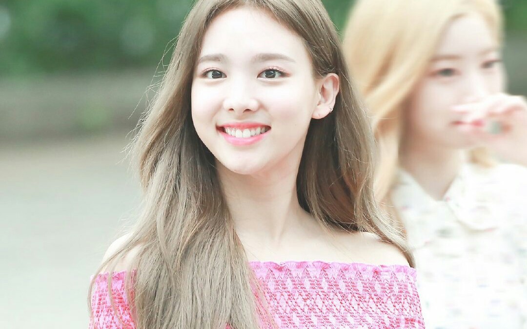 twice林娜琏韩网热议林娜琏笑起来的样子怎么能这么清爽这么可爱