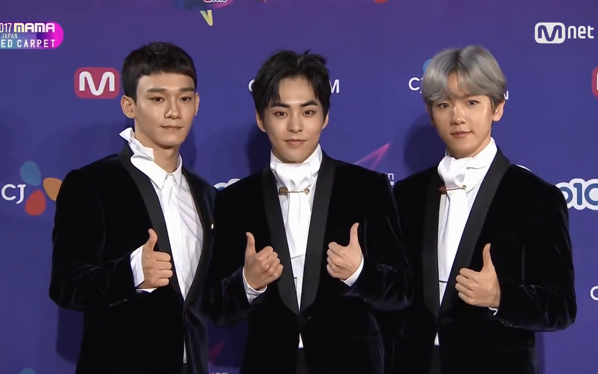 【exo-cbx】2017 mama in japan(无字幕) 红毯 舞台 后台采访