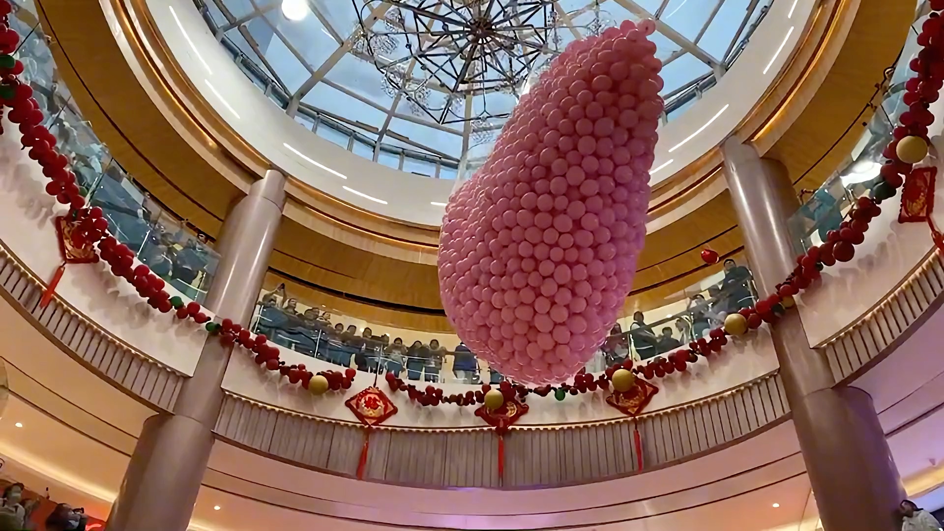 18996283686气球雨气球瀑布告白气球,520表白气球,求婚气球雨,下落