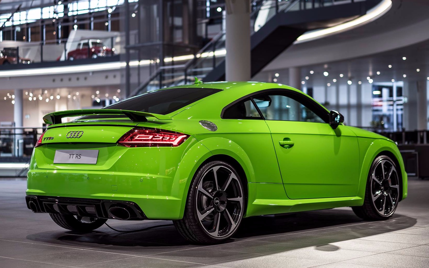 暴力小柯基奥迪tt rs 试驾 车内声浪