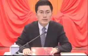 下载视频: 37岁的市长 所谓的乘龙快婿也不过如此吧