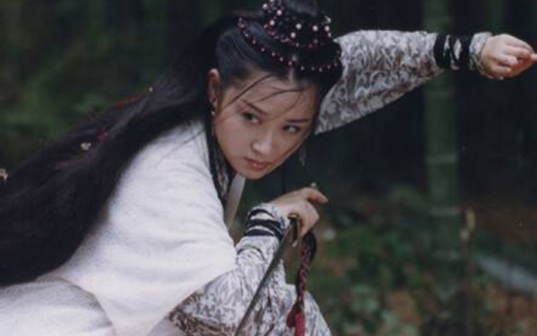 "听说,她是金庸笔下接近完美的角色"