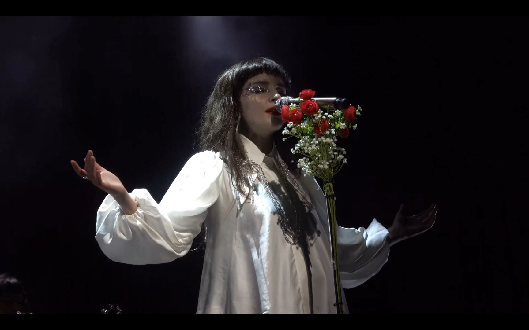 lauren mayberry - under the knife, at the 9:30 club in