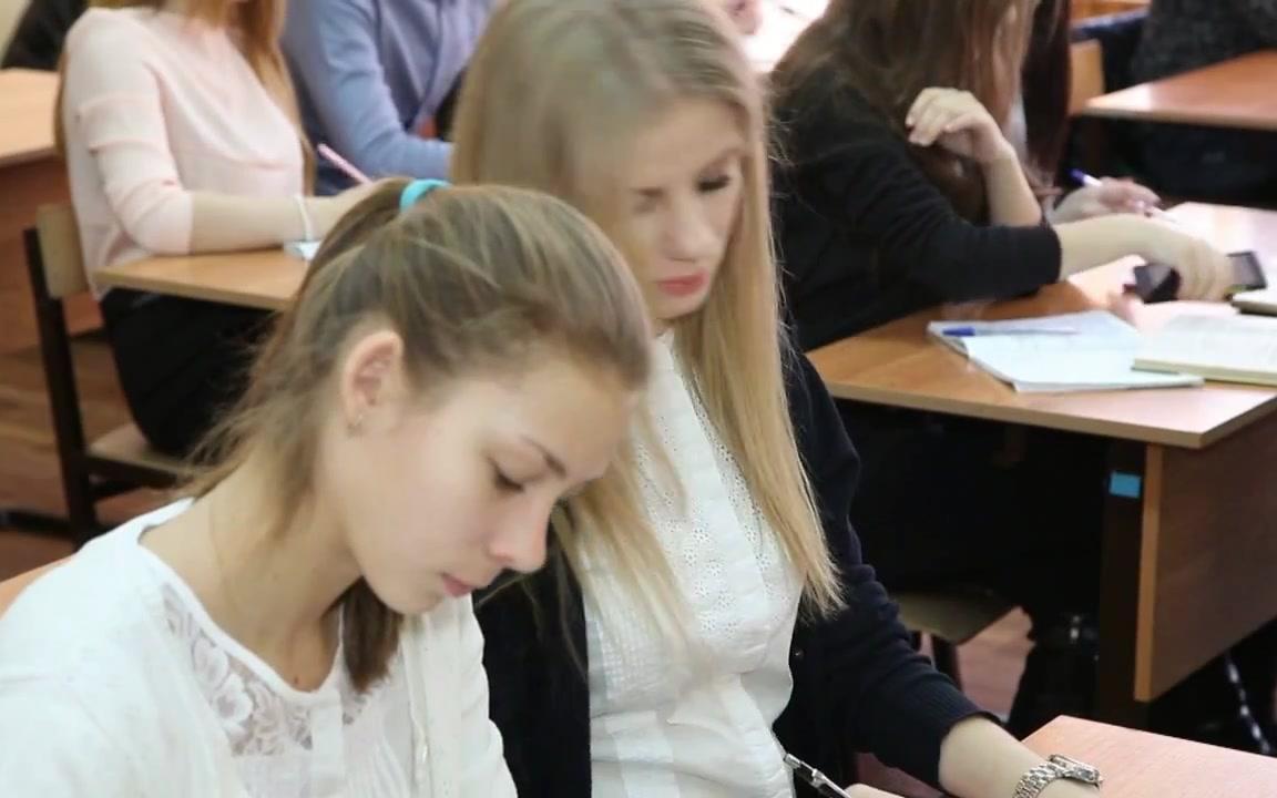 俄罗斯中学生日常——九年级的爱情【爱情故事】2