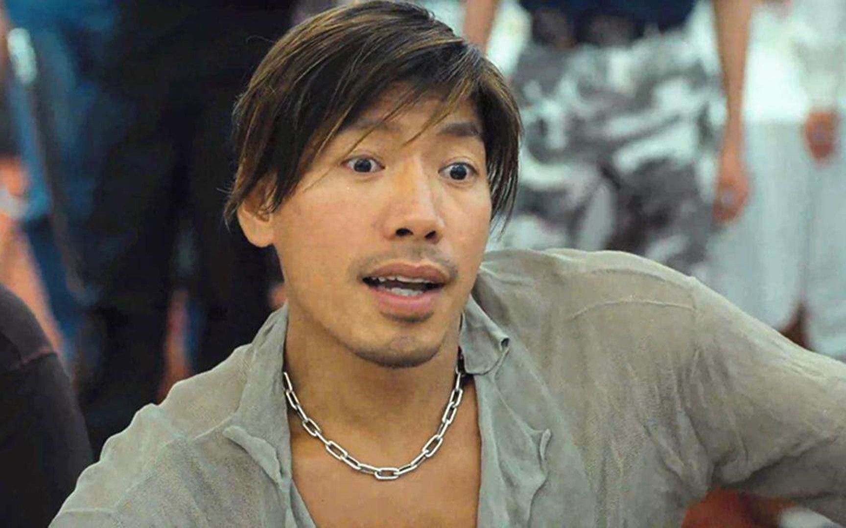 当年张耀扬为演好乌鸦哥!被迫脚踩关公像,从那之后就怪事连连!