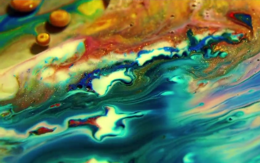 [图]Kingdom of Colours – Colorful Liquids in Motion（摄人心魄的流动色彩和音乐）