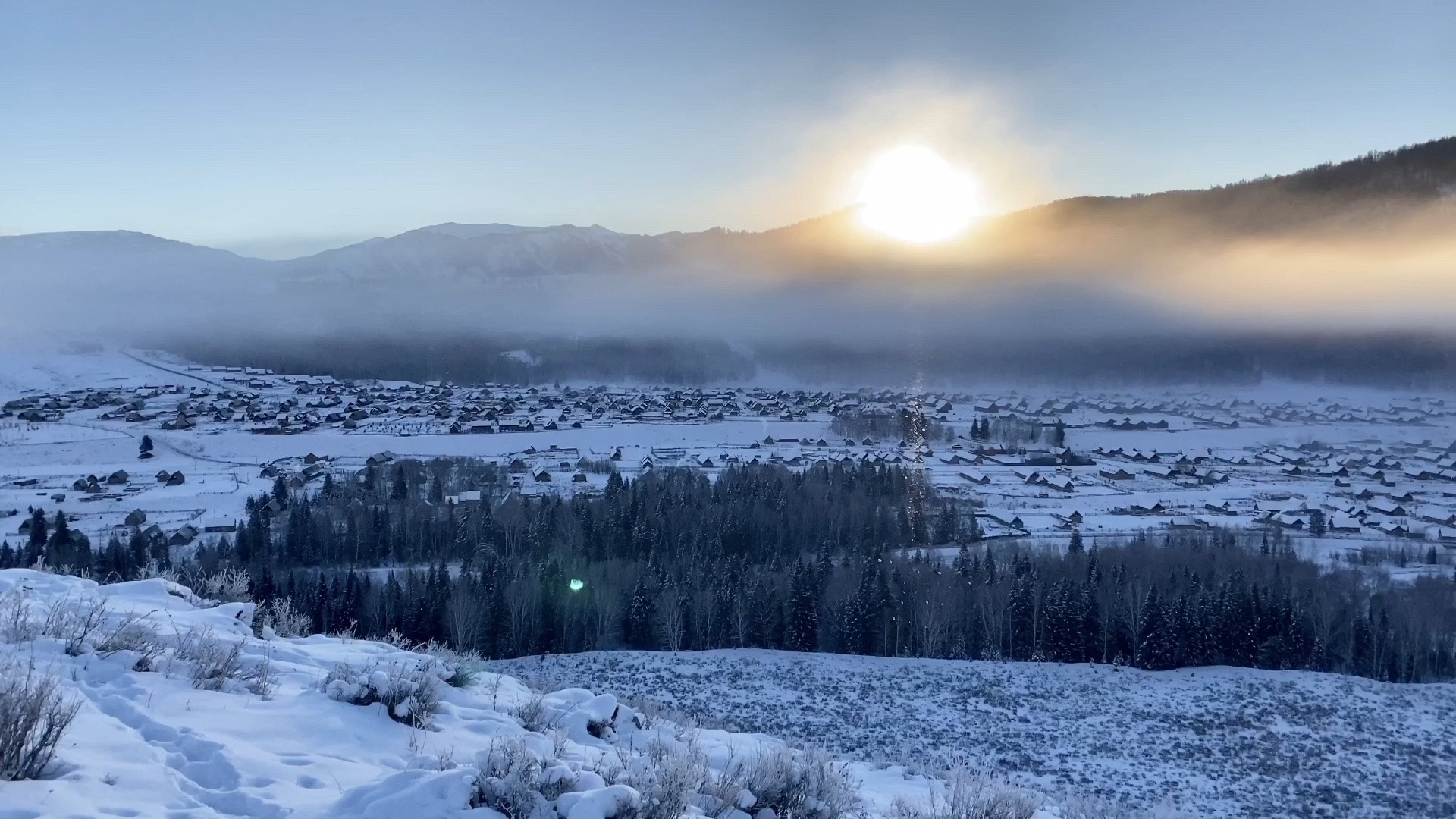 冬天禾木的日出93美得一塌糊涂[爱心]