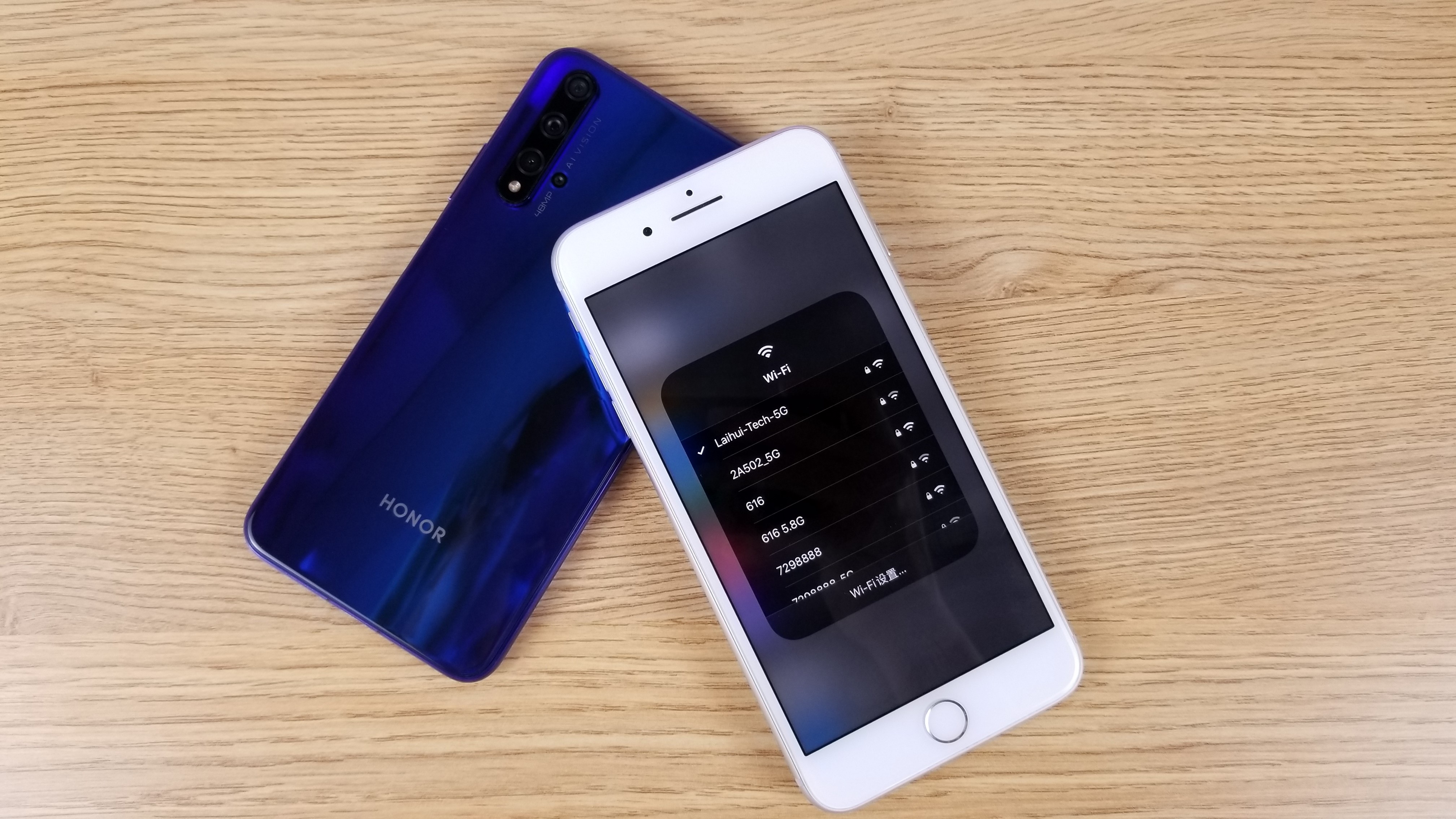 iphone8p升级ios13对比荣耀magicui,这差距连我都没想到!