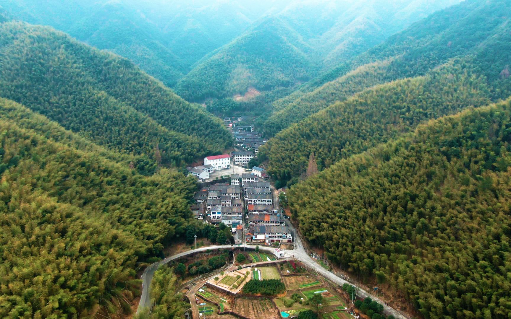 走进宁波奉化的偏远山区,宽厚的山村夫妇,村民们是这样招待我的!