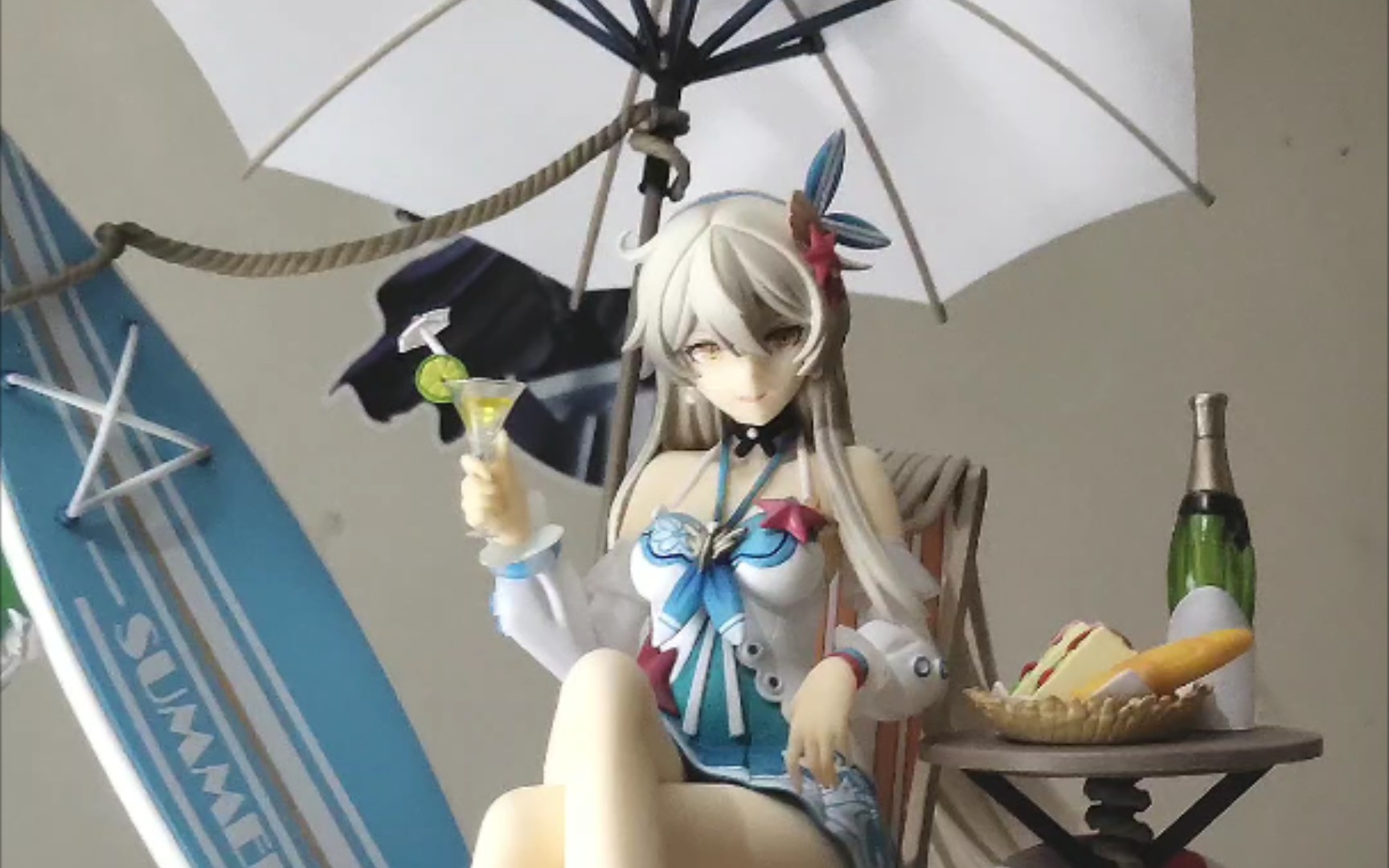 琪亚娜泉之精灵手办展示.