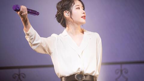 dlwlrma IU 10th Anniversary Tour Concert-哔哩哔哩 dlwlrma IU 10th Anniversary Tour Concert-哔哩哔哩
