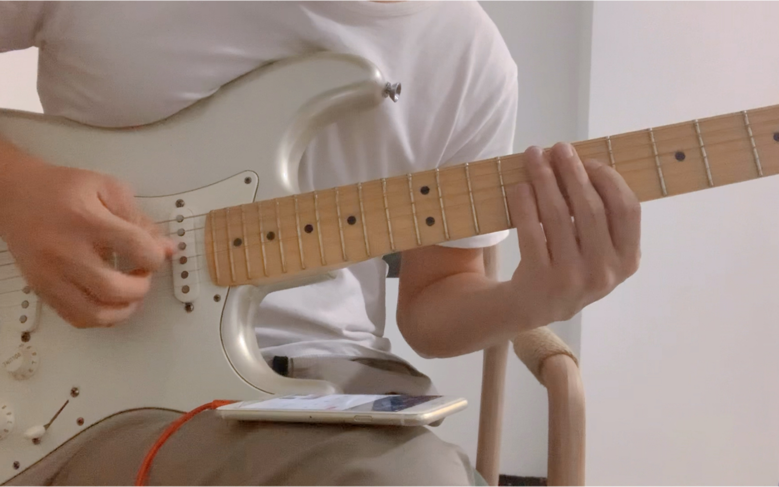 【电吉他】高玩哥guthrie govan-cold winter 布鲁斯练习曲