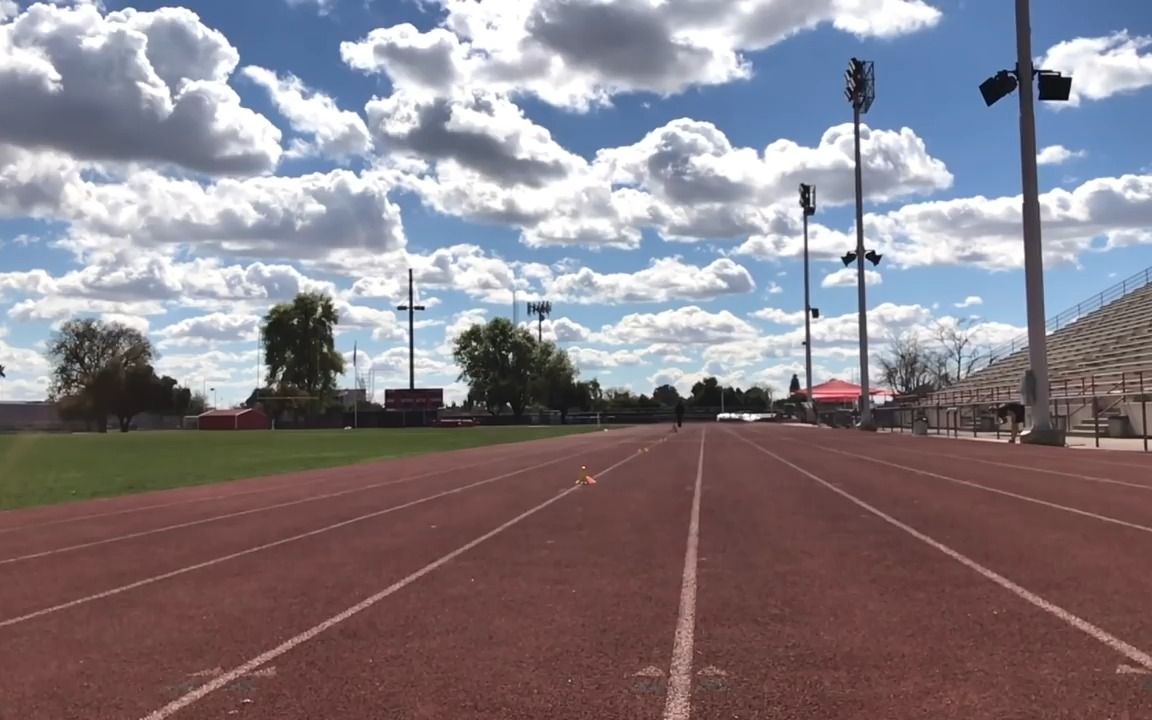 【跑步技巧】短跑运动员的耐力训练--赛道上的速度耐力短跑训练!