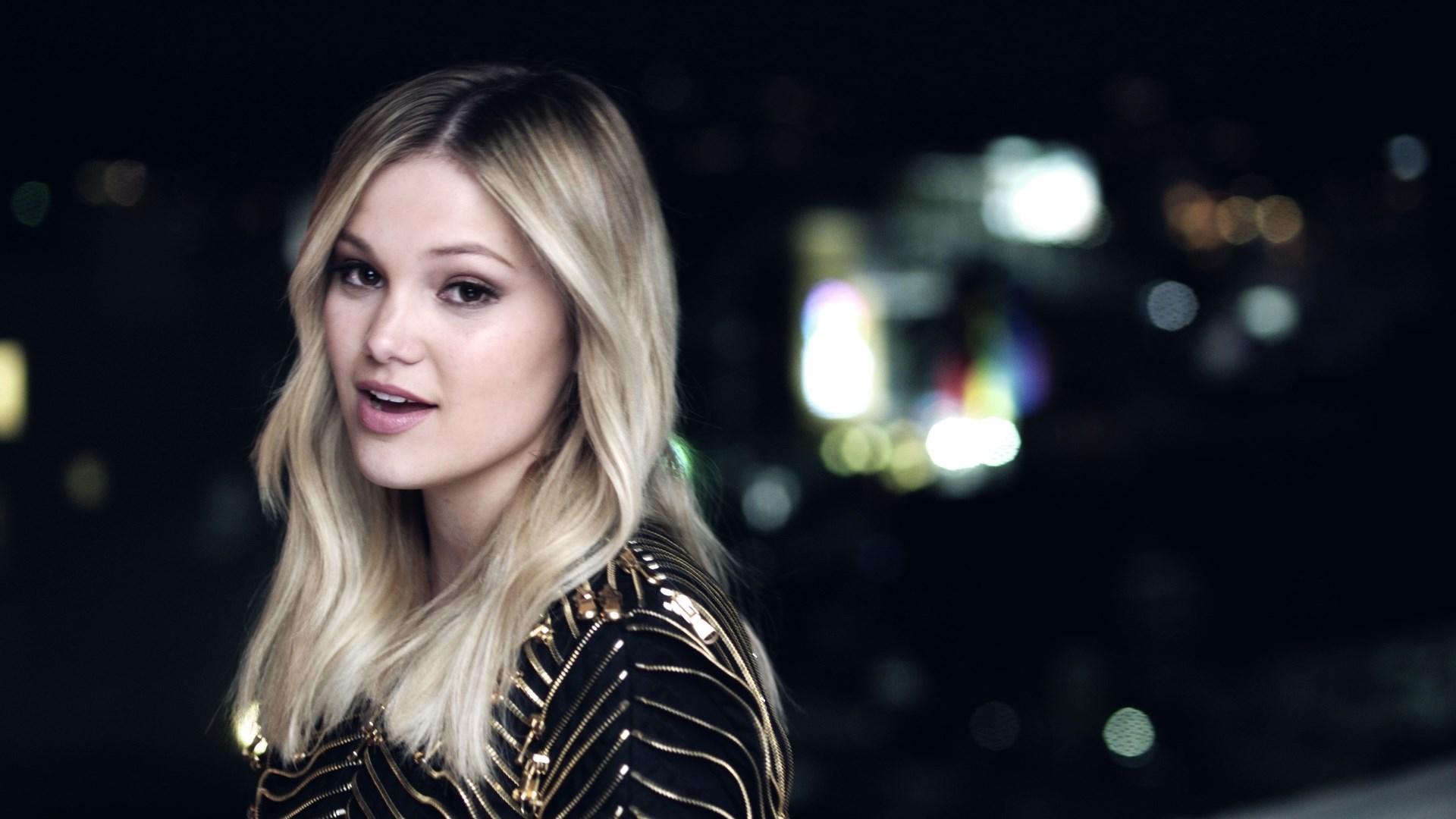 phoenix - olivia holt