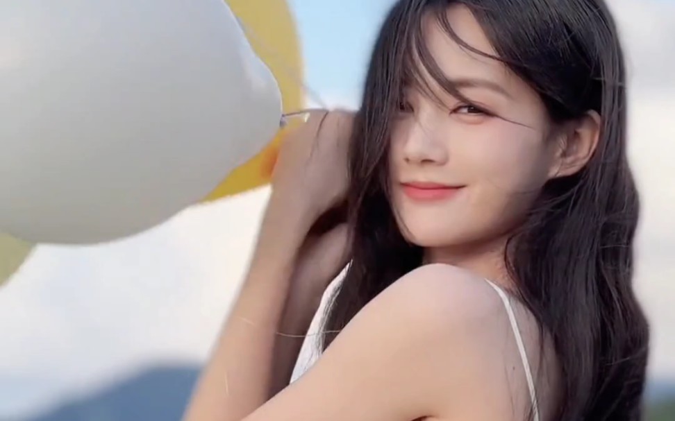 李一桐丨欢迎收看随便一帧都是壁纸系列