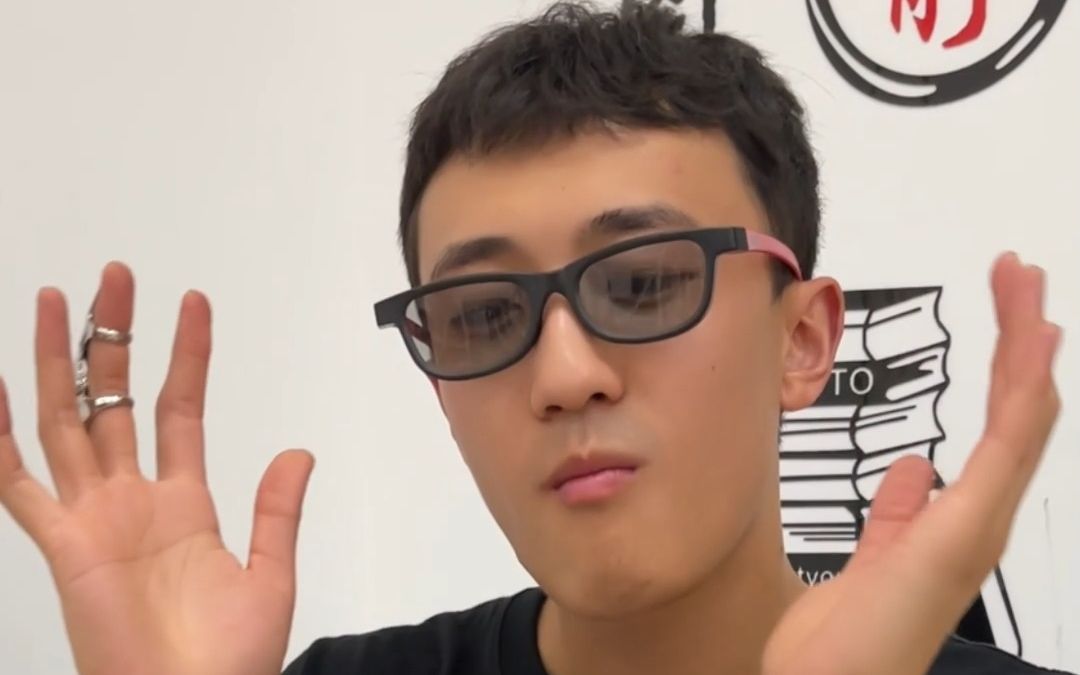 虽然我物质生活得到了满足，但是我却失去了很多烦恼，真的很绝望-刘一朵A-刘一朵A-哔哩哔哩视频