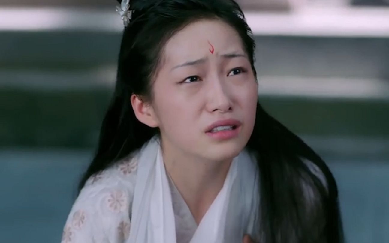 小银花为了司凤,最终一个人离开,她才是对司凤最好的人