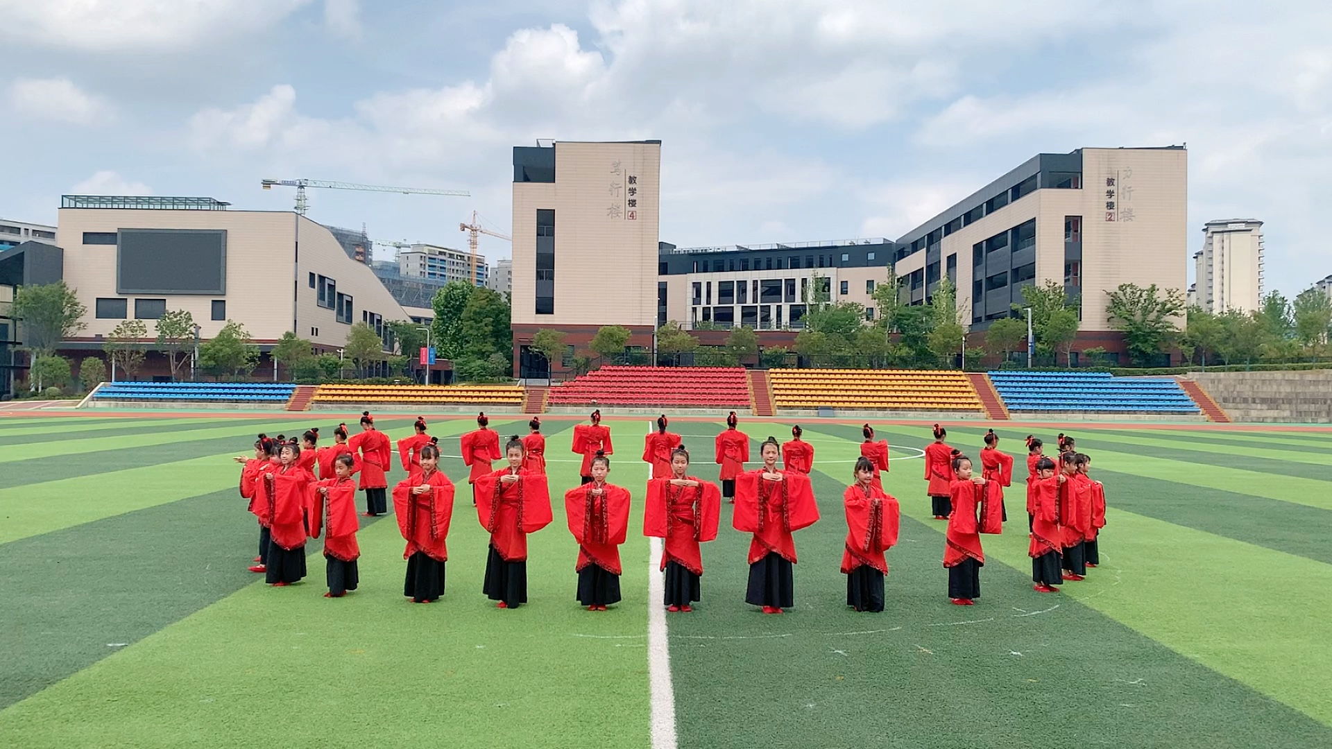 [图]原创舞蹈《汉唐乐舞》象王行——北京师范大学宣城实验学校