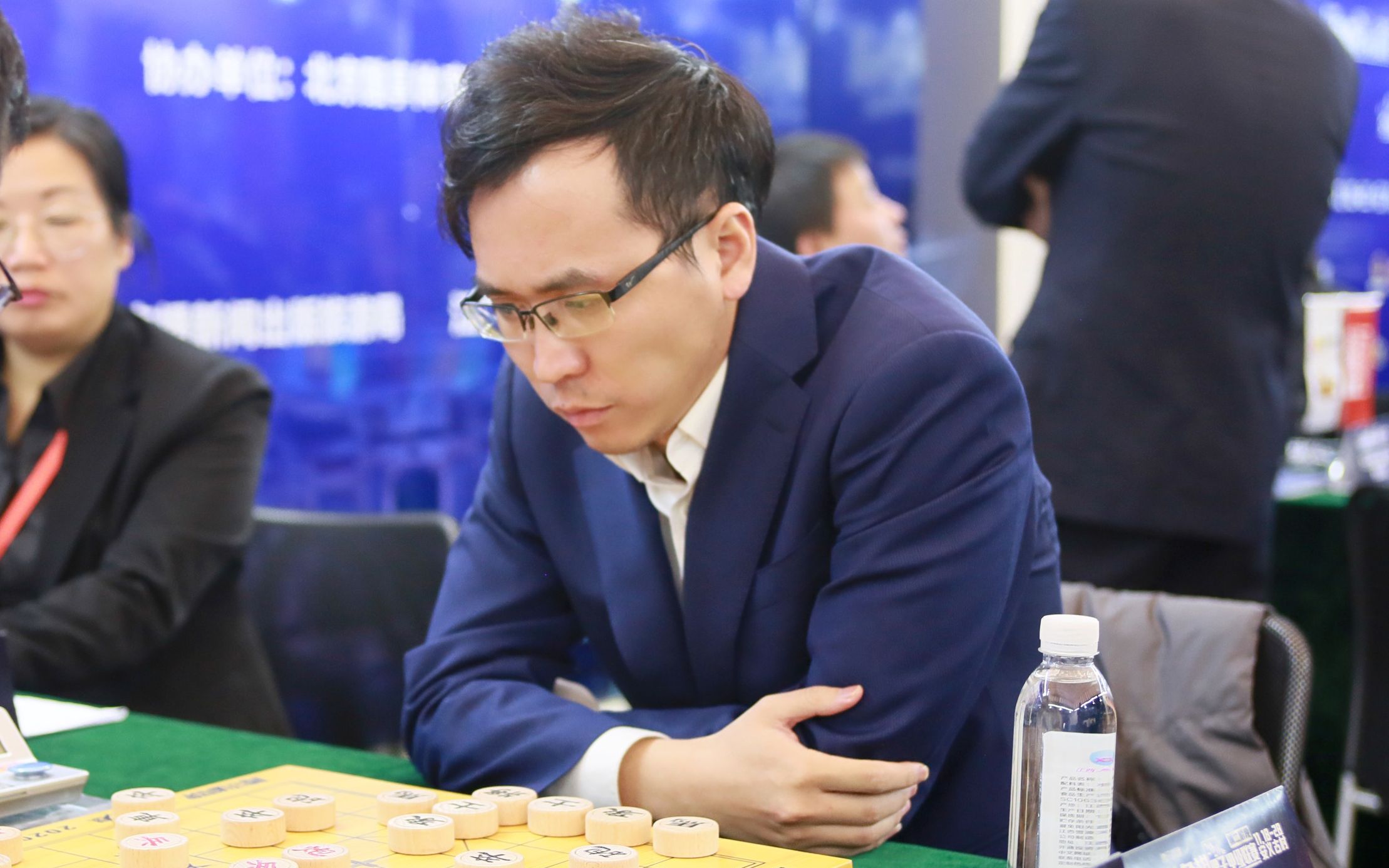 许文章的象甲成人礼六脉神剑教你做人赵鑫鑫先胜许文章
