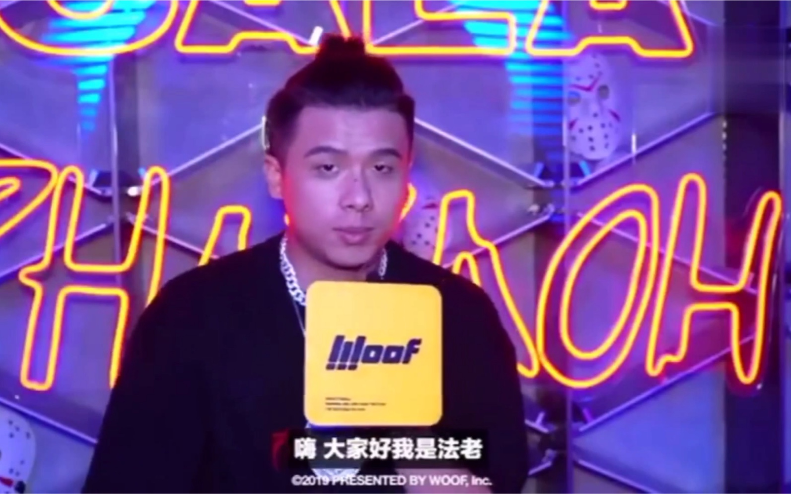 保安法老当年青涩的现场不愧为活死人墓志铭都想好了