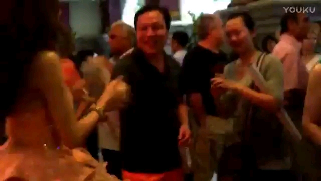 [图]thai ladyboy after dance show at public lobby