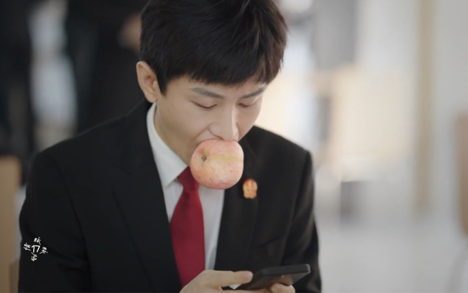 《底线》小周法官——我那可甜可萌可正的体制内男友