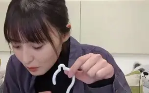 Video herunterladen: 【遠藤さくら】のぎおび💗SHOWROOM 11.21.2022【乃木坂46】