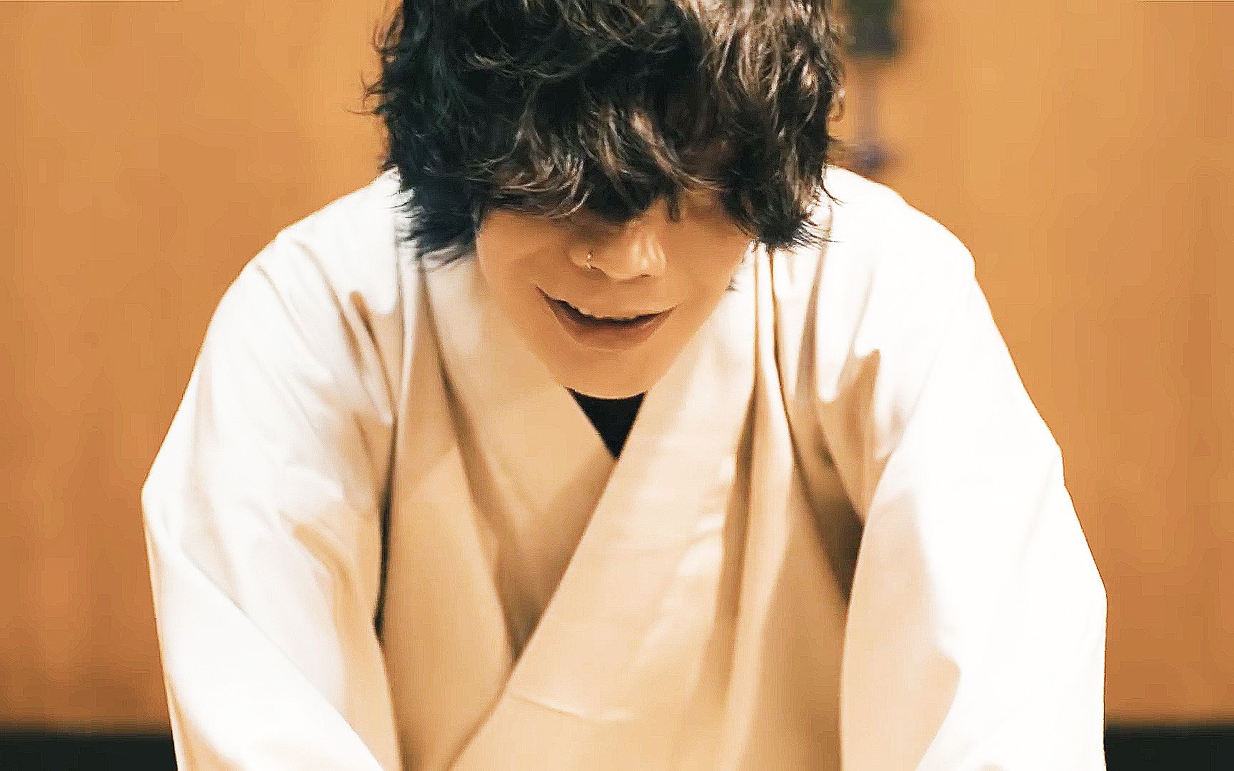 日本殿堂级歌手创作鬼才你们的八爷!来了!米津玄师!