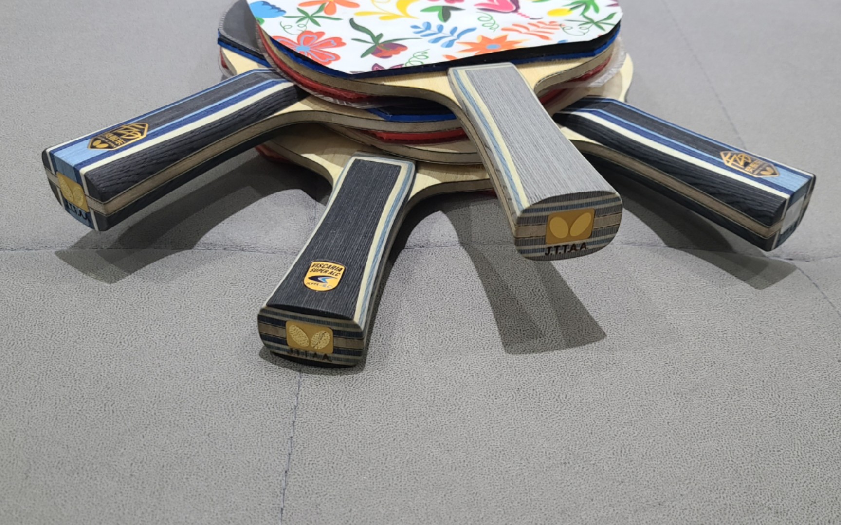 蝴蝶d09c,极致的旋转!