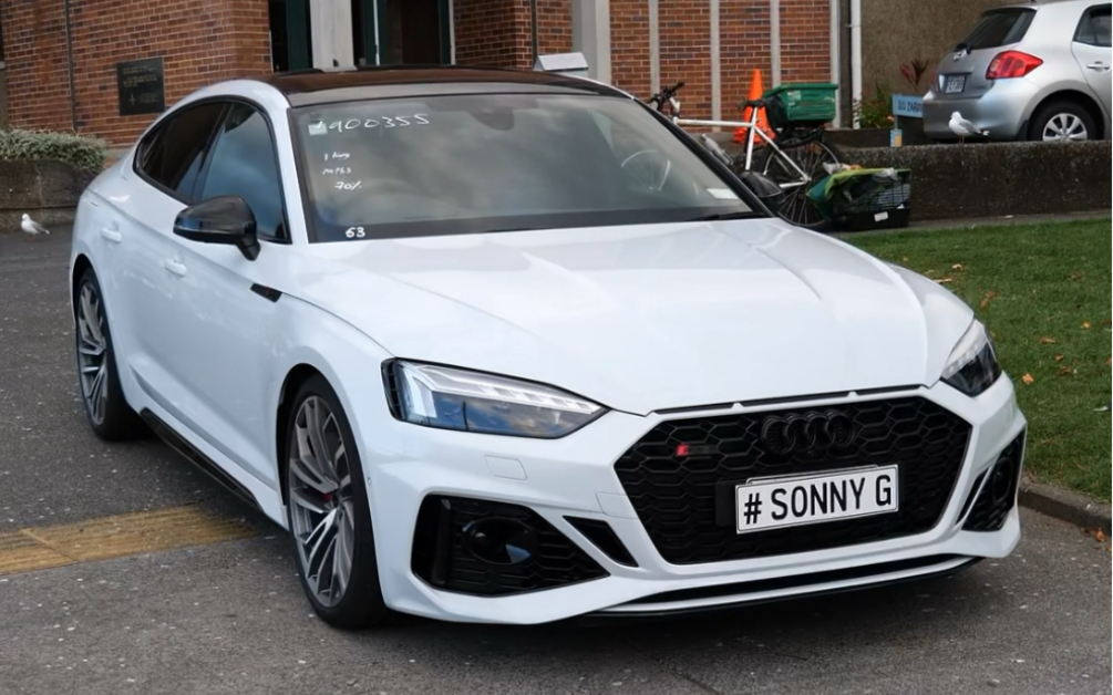 沉浸式看车2022全新奥迪rs5右舵四门纽版sonnyg原创实拍全网同名