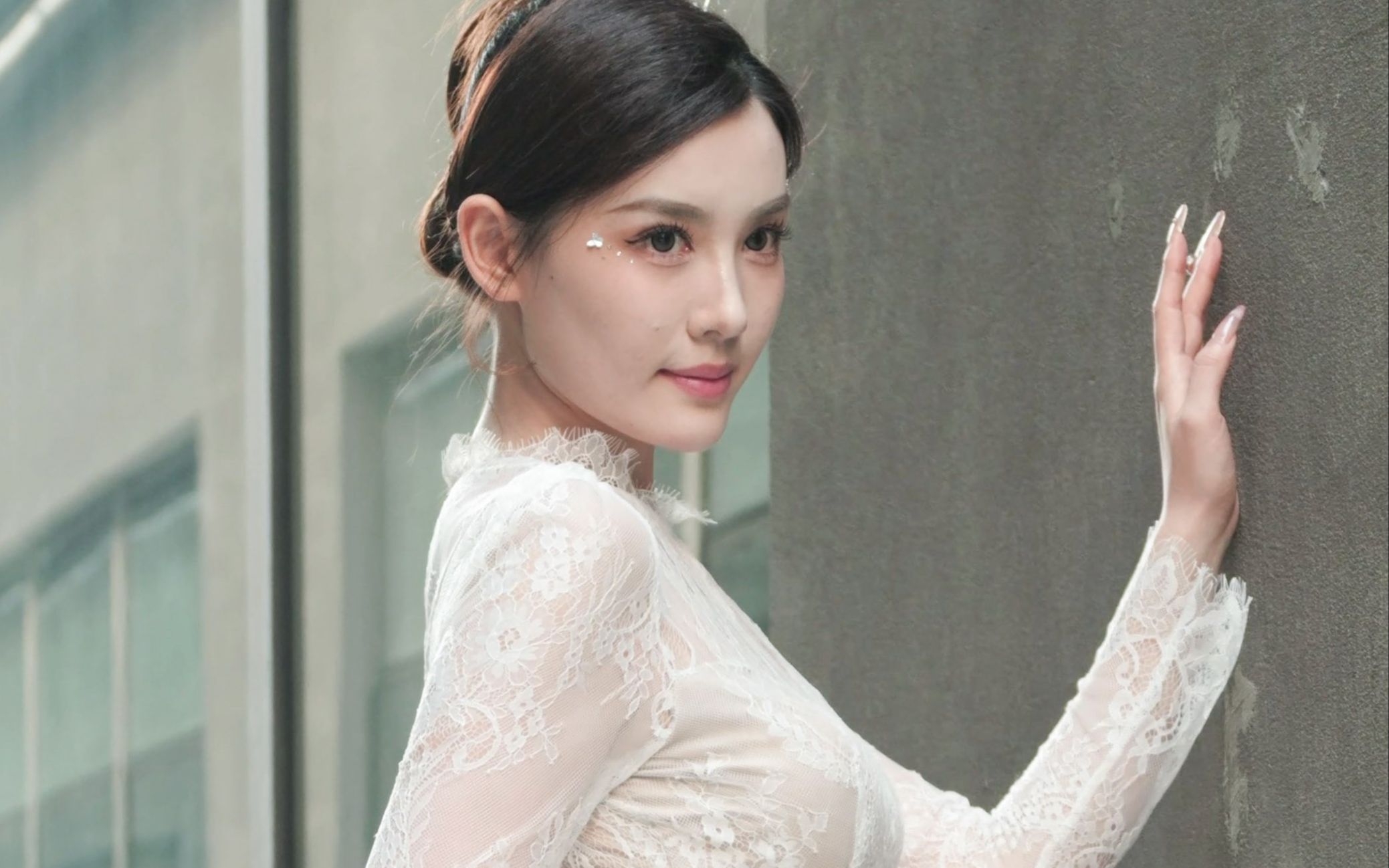 linlin (racing model 网红 车模) - 展台外百万网红随拍 - 广州国际