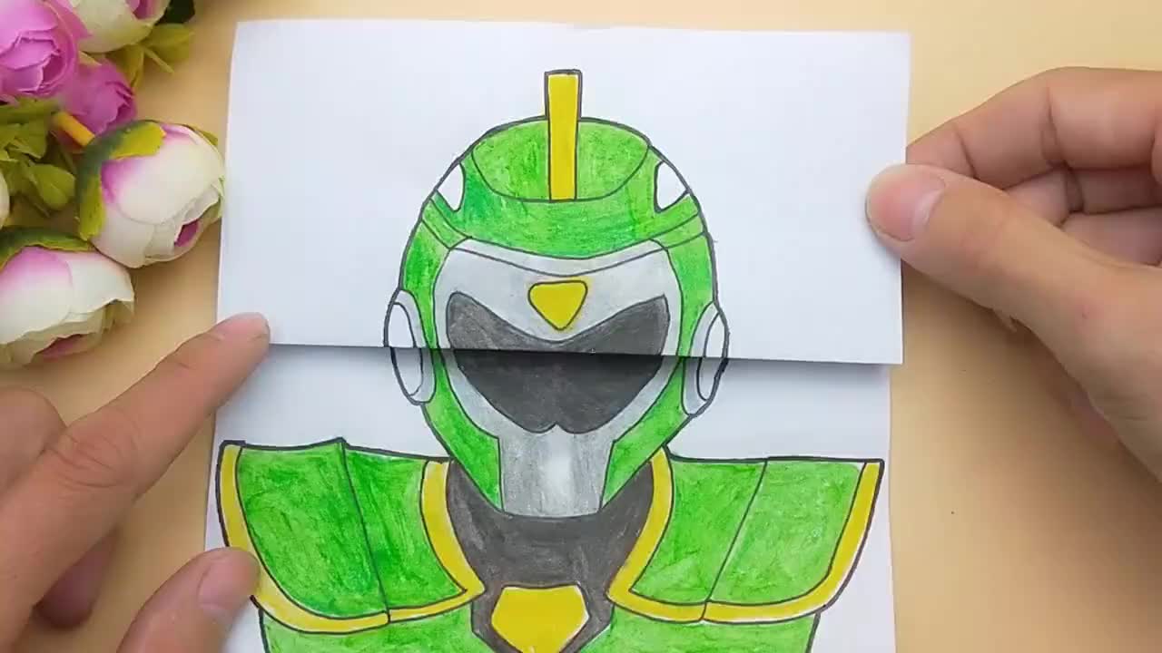 用一张纸手绘迷你特工队小杰搞笑变换,展开升级变异头像,简单好玩太有