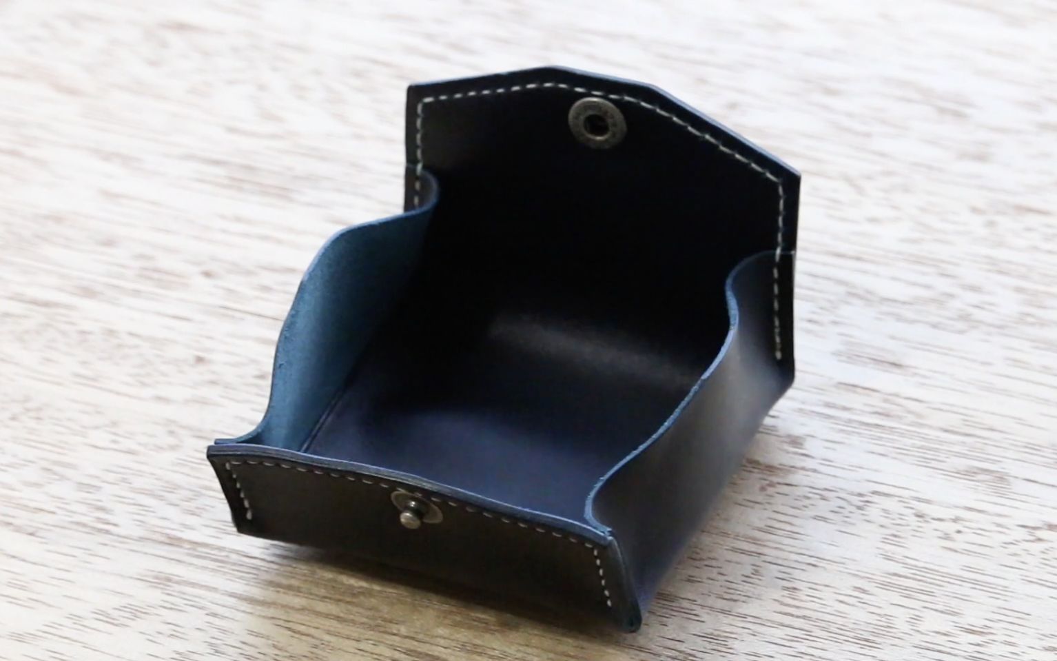 手工皮具  简单硬币盒  有图纸(horane leather 69)